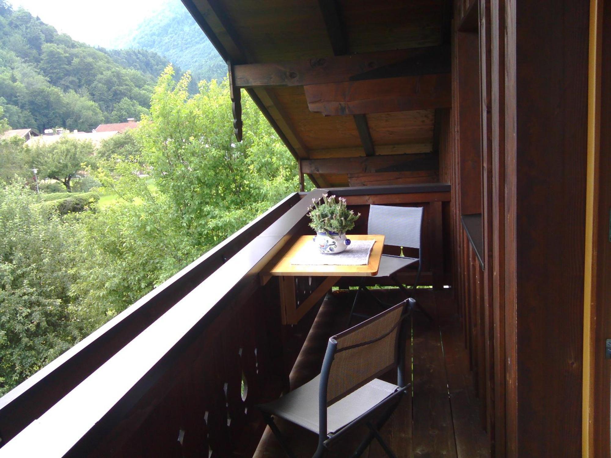 Gaestehaus Weissenbacher-Ferienwohnungen Marquartstein Exterior photo